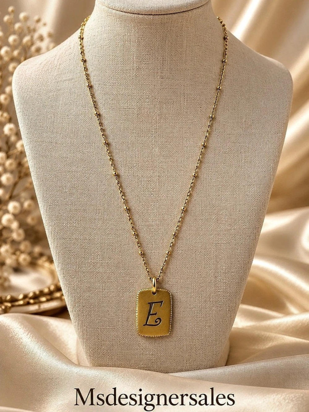 Initial Necklace Gold 279